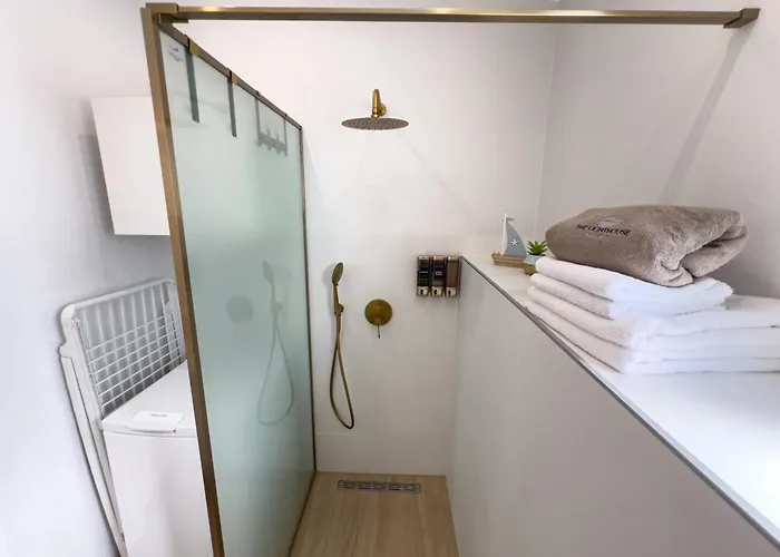 Lighthouse * Kallirákhi